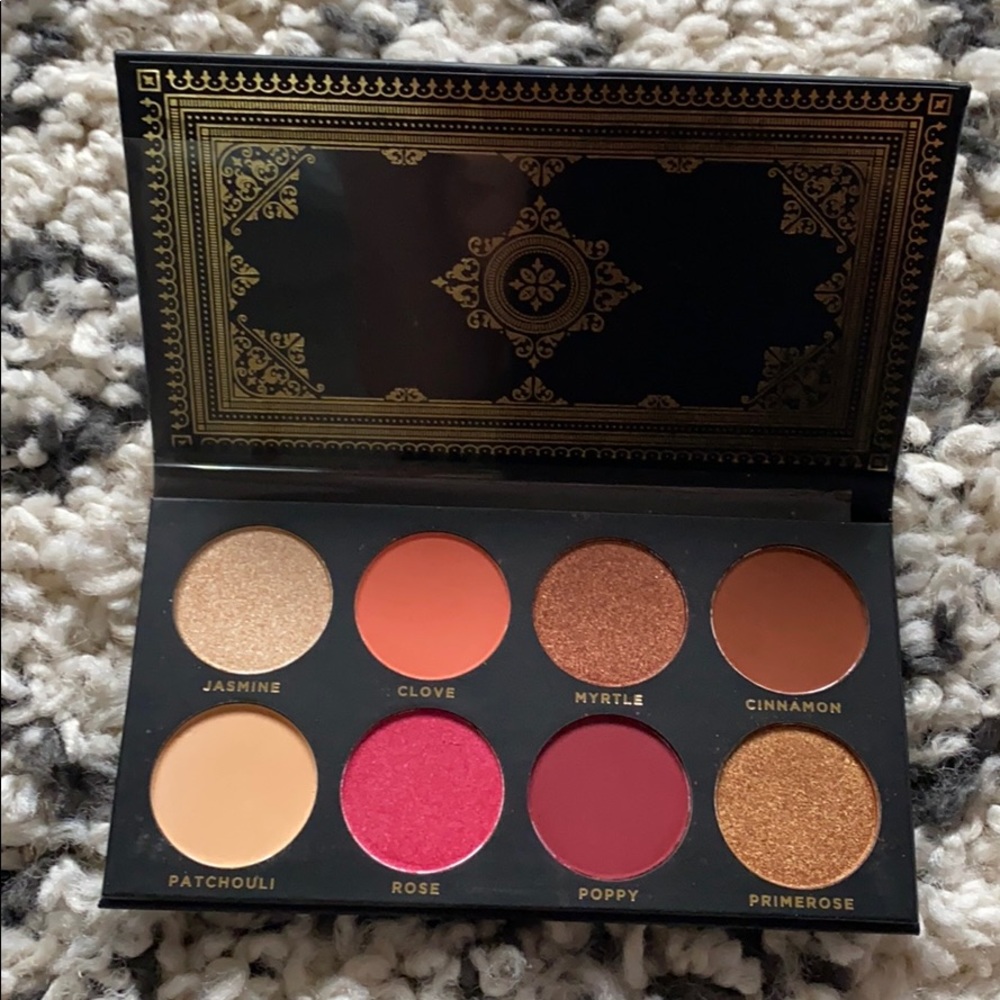 ACE BEAUTĒ EYE SHADOW PALETTE - Grandiose Palette